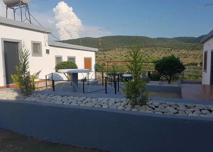 Petrit Guesthouse