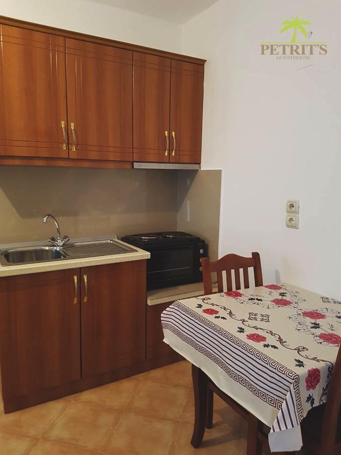 Petrit 3* Ksamil